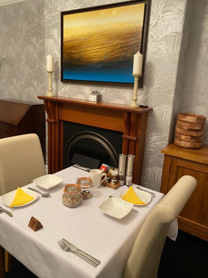 Birtley House Bed And Breakfast Robin Hood's Bay Esterno foto