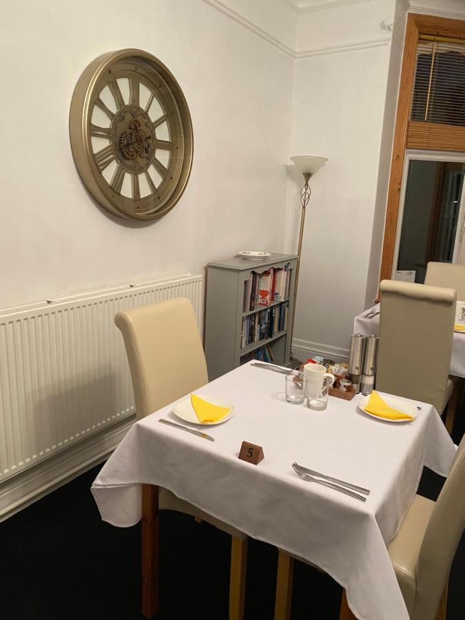 Birtley House Bed And Breakfast Robin Hood's Bay Esterno foto